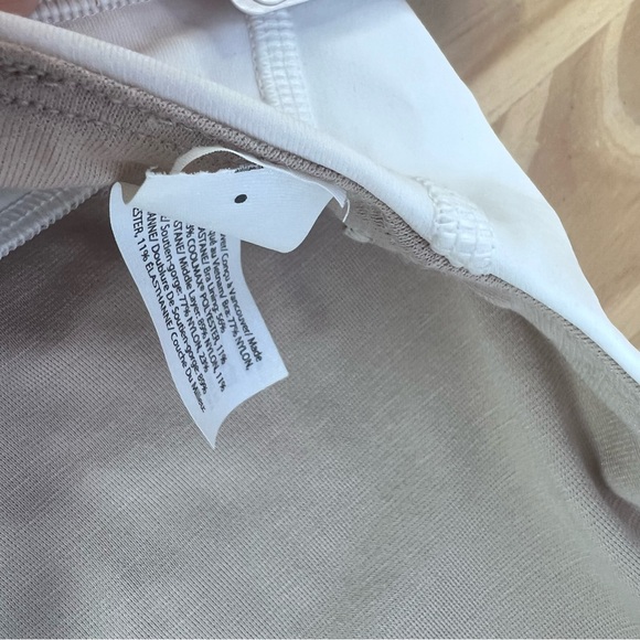 Lululemon Energy Longline Bra - white - 10 - NWT - Picture 6 of 14